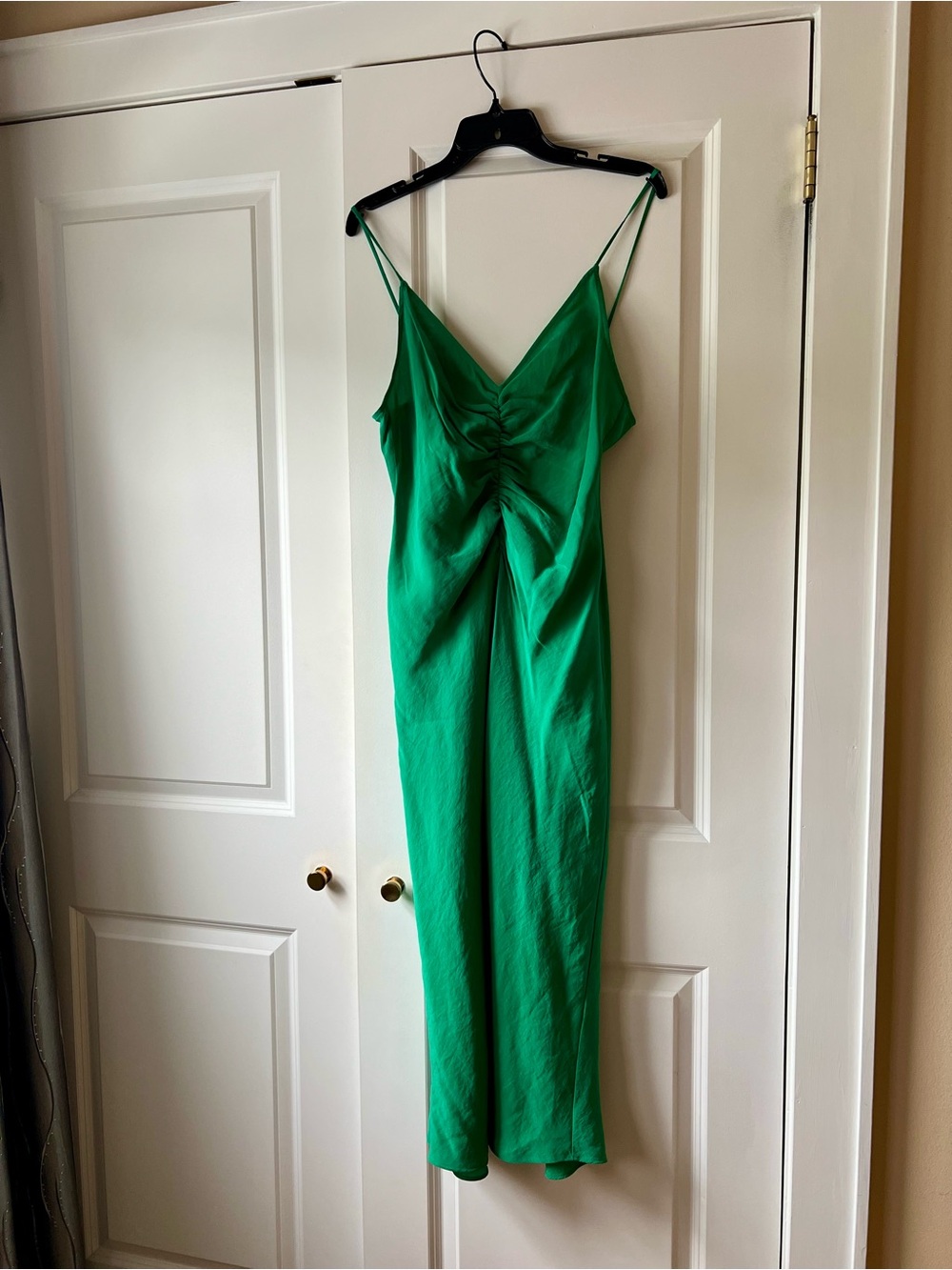 Zara slip Green Spaghetti-Strap Midi Dress Ruched Front
